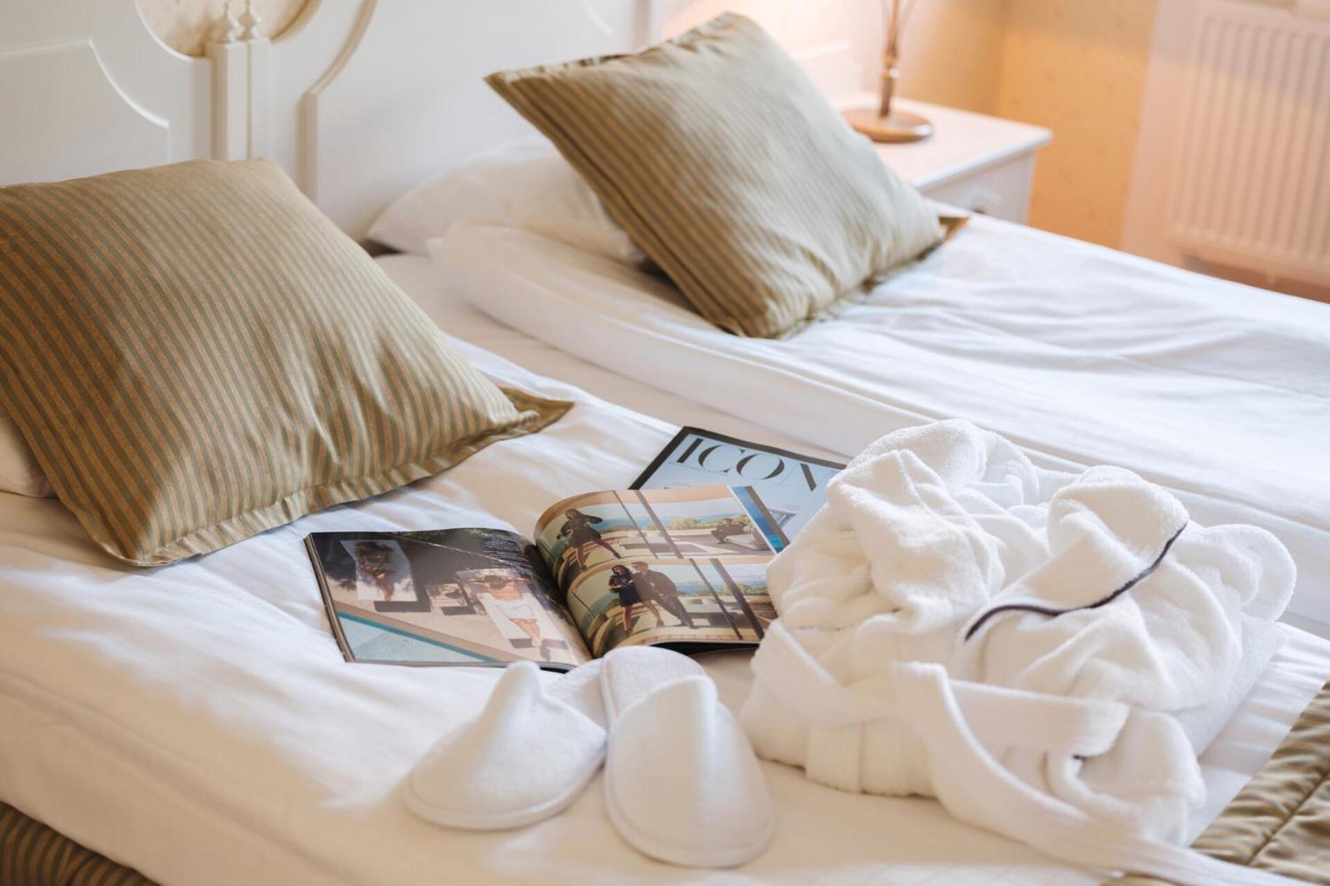 Lejondals Slott Hotell Bro Exteriör bild
