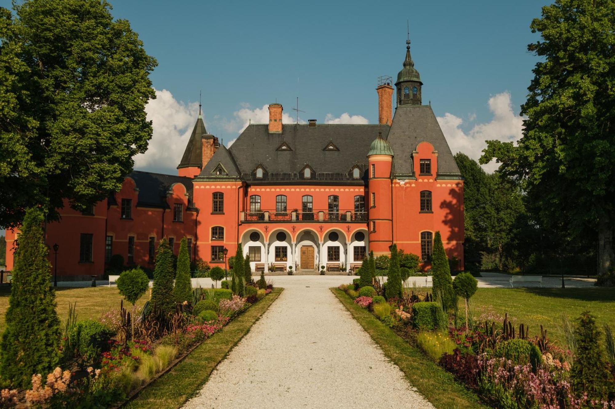 Lejondals Slott Hotell Bro Exteriör bild