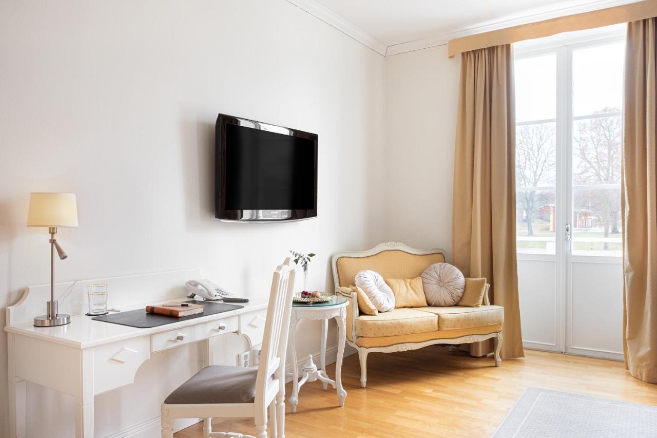 Lejondals Slott Hotell Bro Exteriör bild